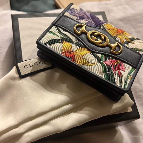 Gucci GG Trapuntata Zumi Floral Wallet - Picture 15 of 16